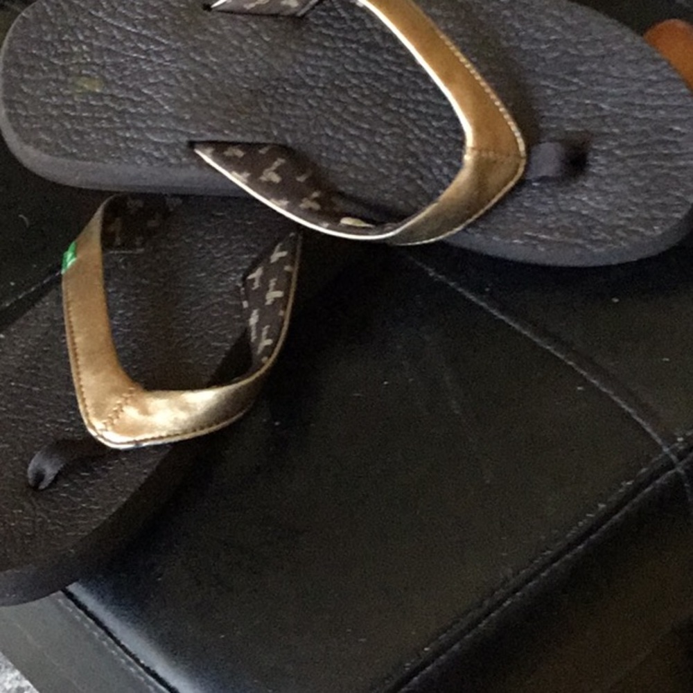 SANUK SANDALS